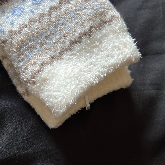 Women’s cozy cabin socks (1 pair) - Picture 2 of 5